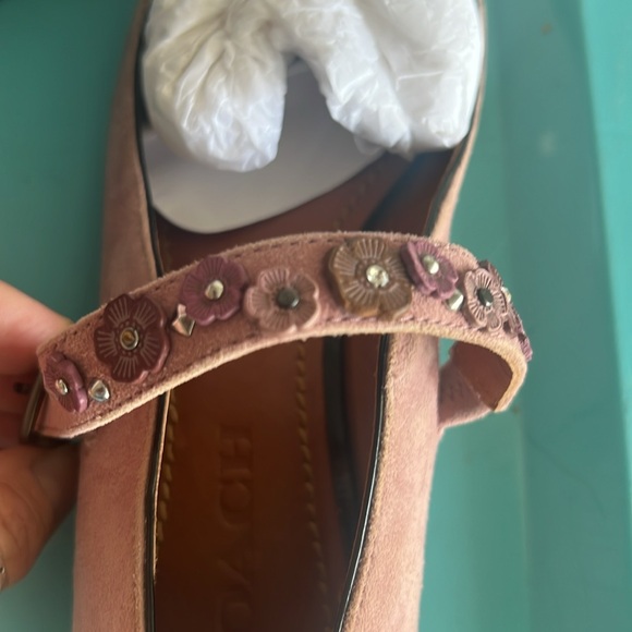 Coach Mary Jane, flat suede pink with embellishment on the strap. - Picture 3 of 10